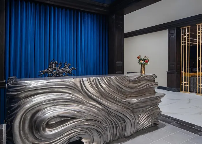 The Drake Oak Brook, Autograph Collection Hotel