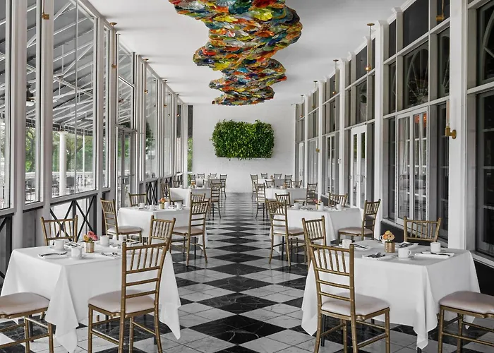The Drake Oak Brook, Autograph Collection 4* Oak Brook