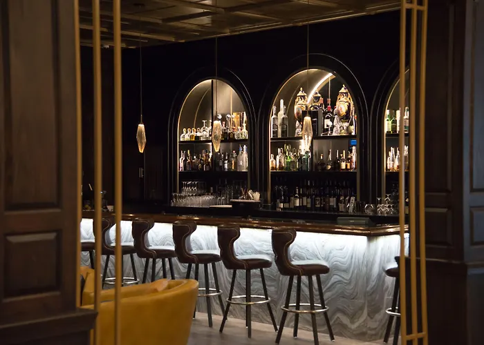 The Drake Oak Brook, Autograph Collection Hotel
