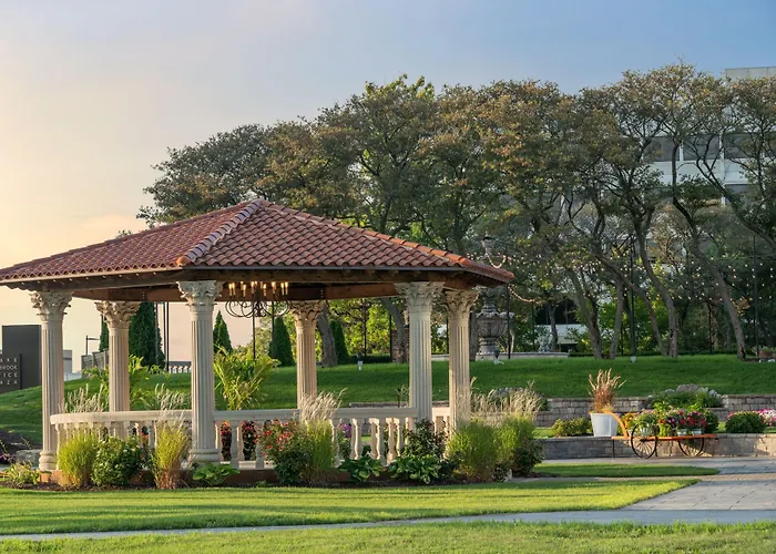 The Drake Oak Brook, Autograph Collection Hotel 4*
