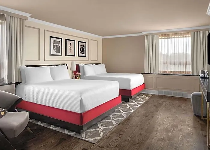 The Drake Oak Brook, Autograph Collection